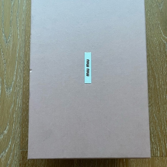 Miu Miu Pink Box / EMPTY shoe box - Picture 3 of 6